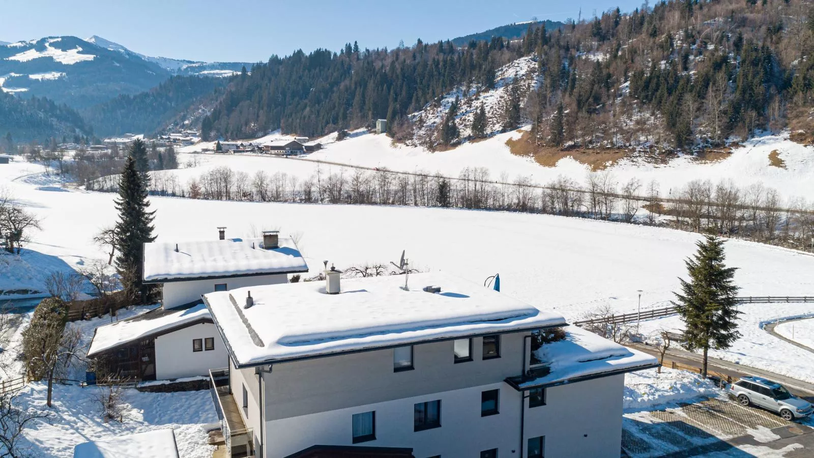 Bei Resi und Lisi-Exterior winter
