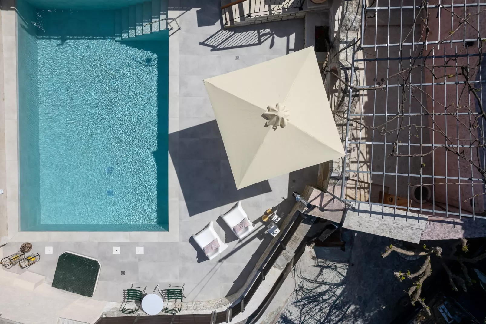 Captain's Hyatt-Pool
