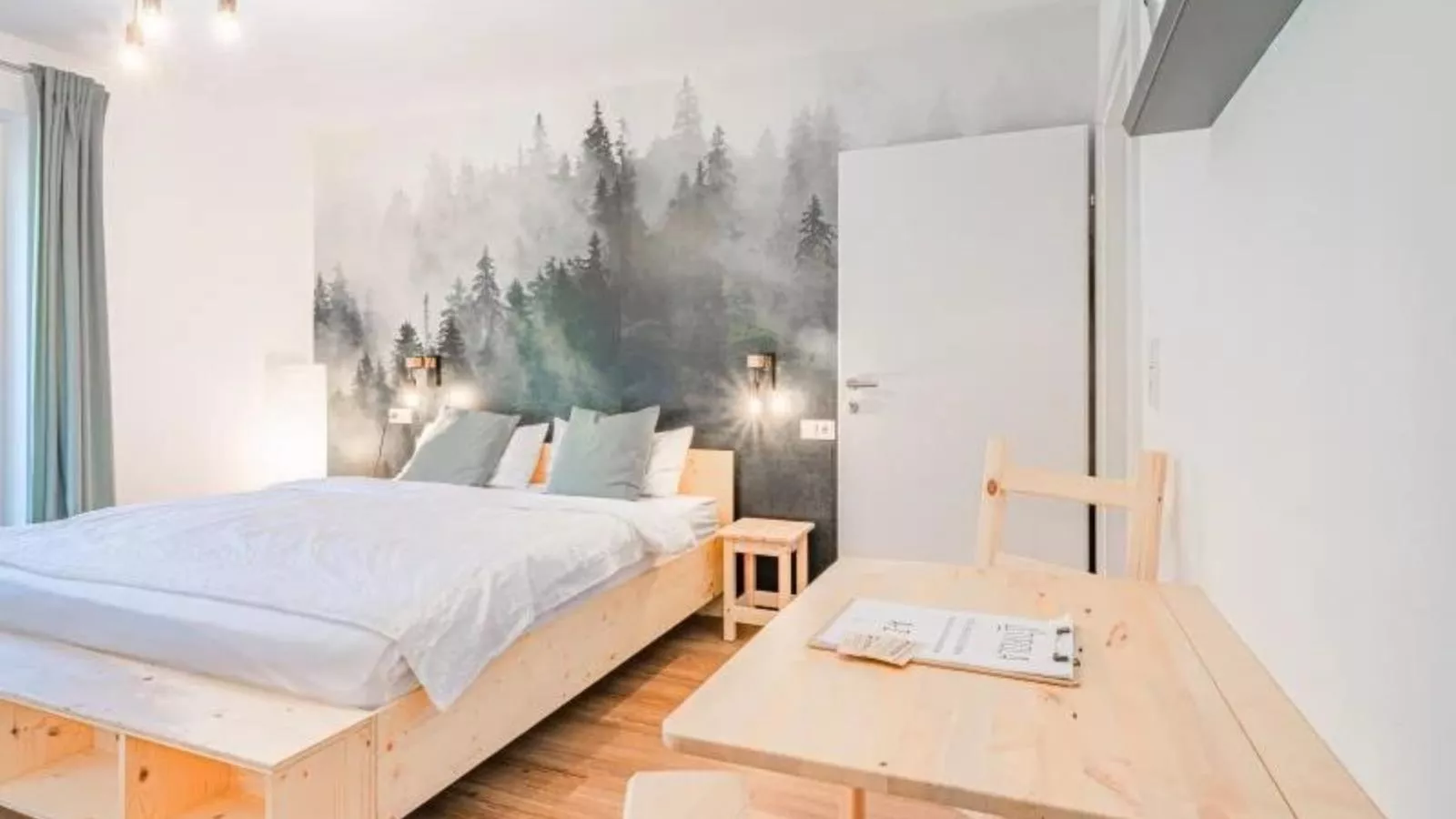 Bei Resi und Lisi-Bedroom