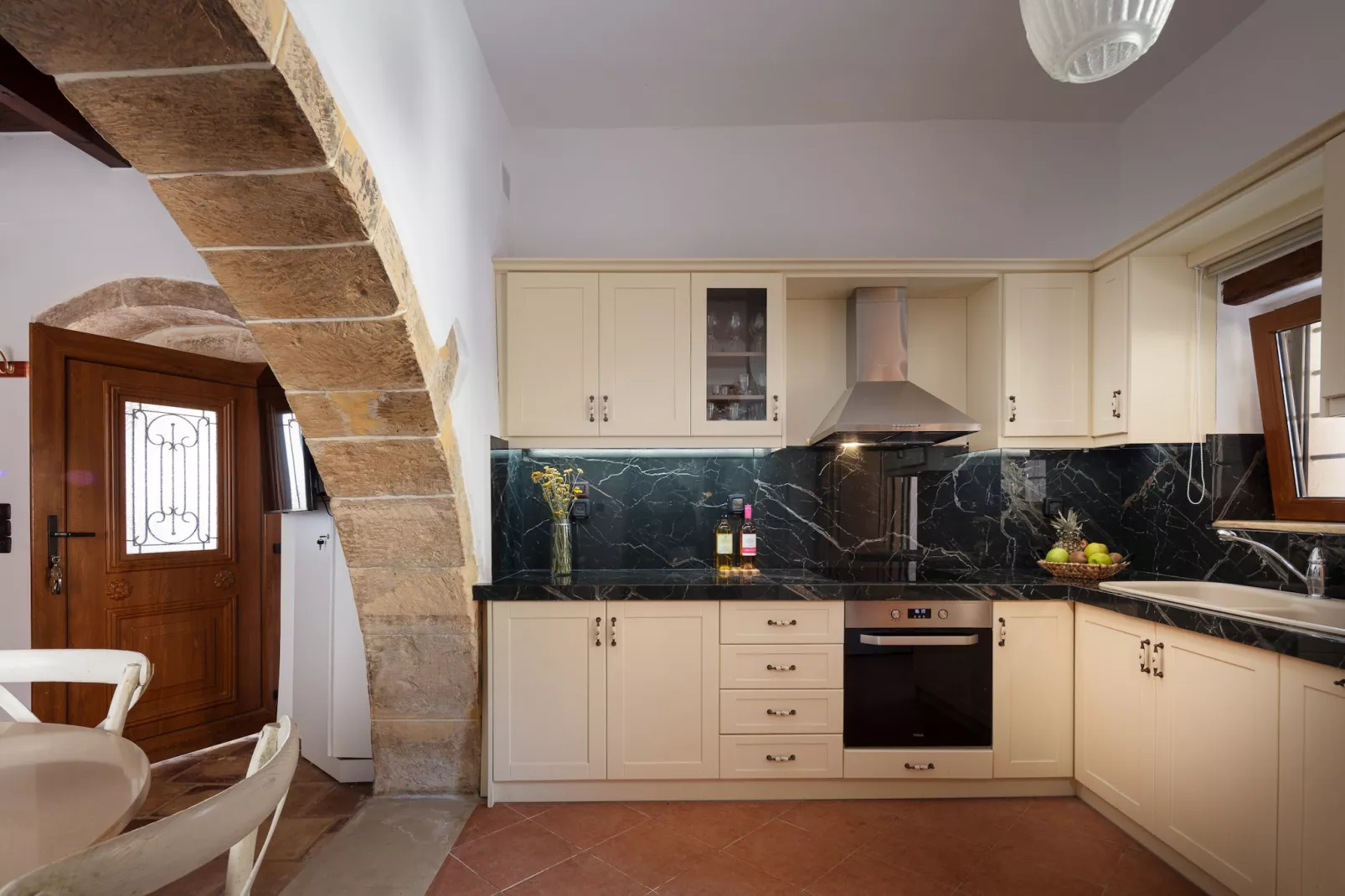 Captain's Hyatt-Kitchen