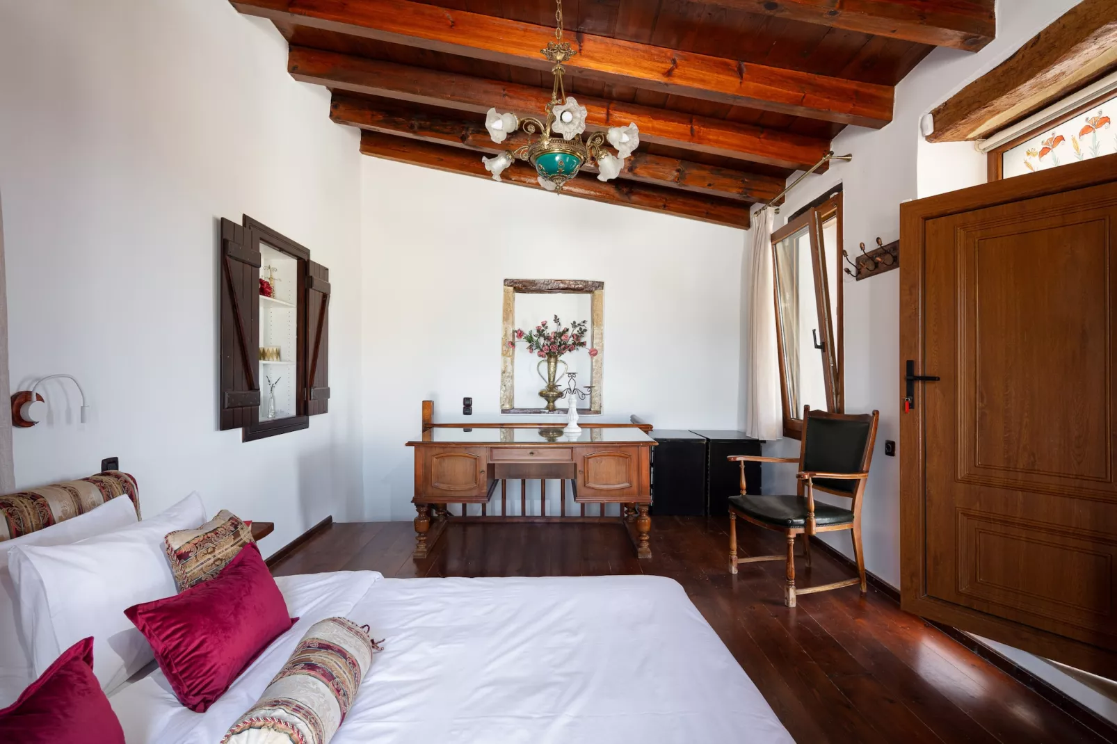 Captain's Hyatt-Bedroom