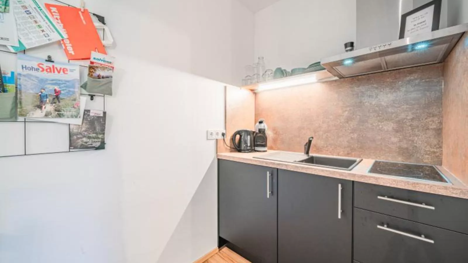 Bei Resi und Lisi-Kitchen