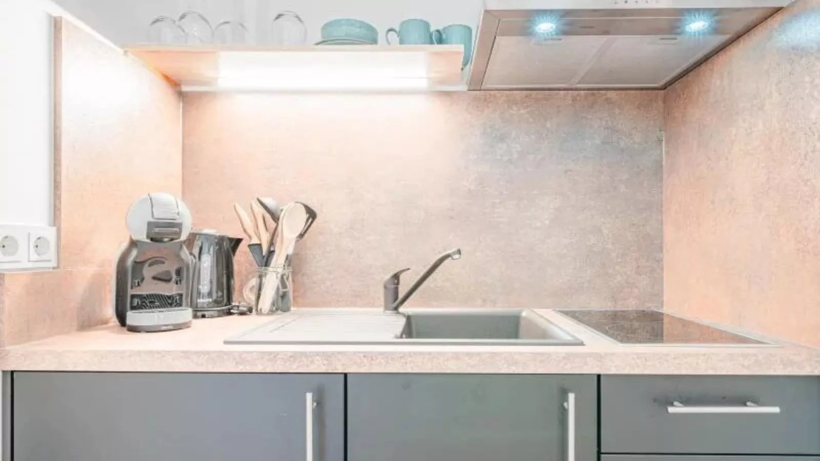 Bei Resi und Lisi-Kitchen