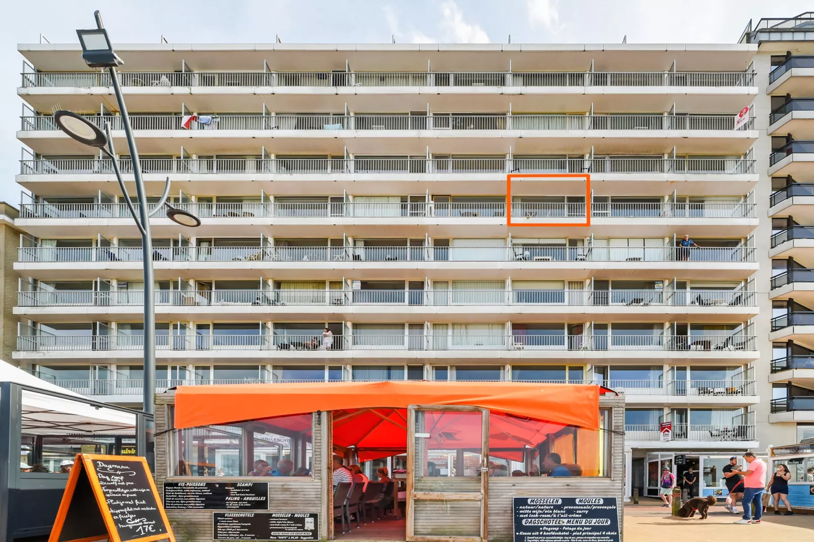 Godderis 67G-Exterior summer
