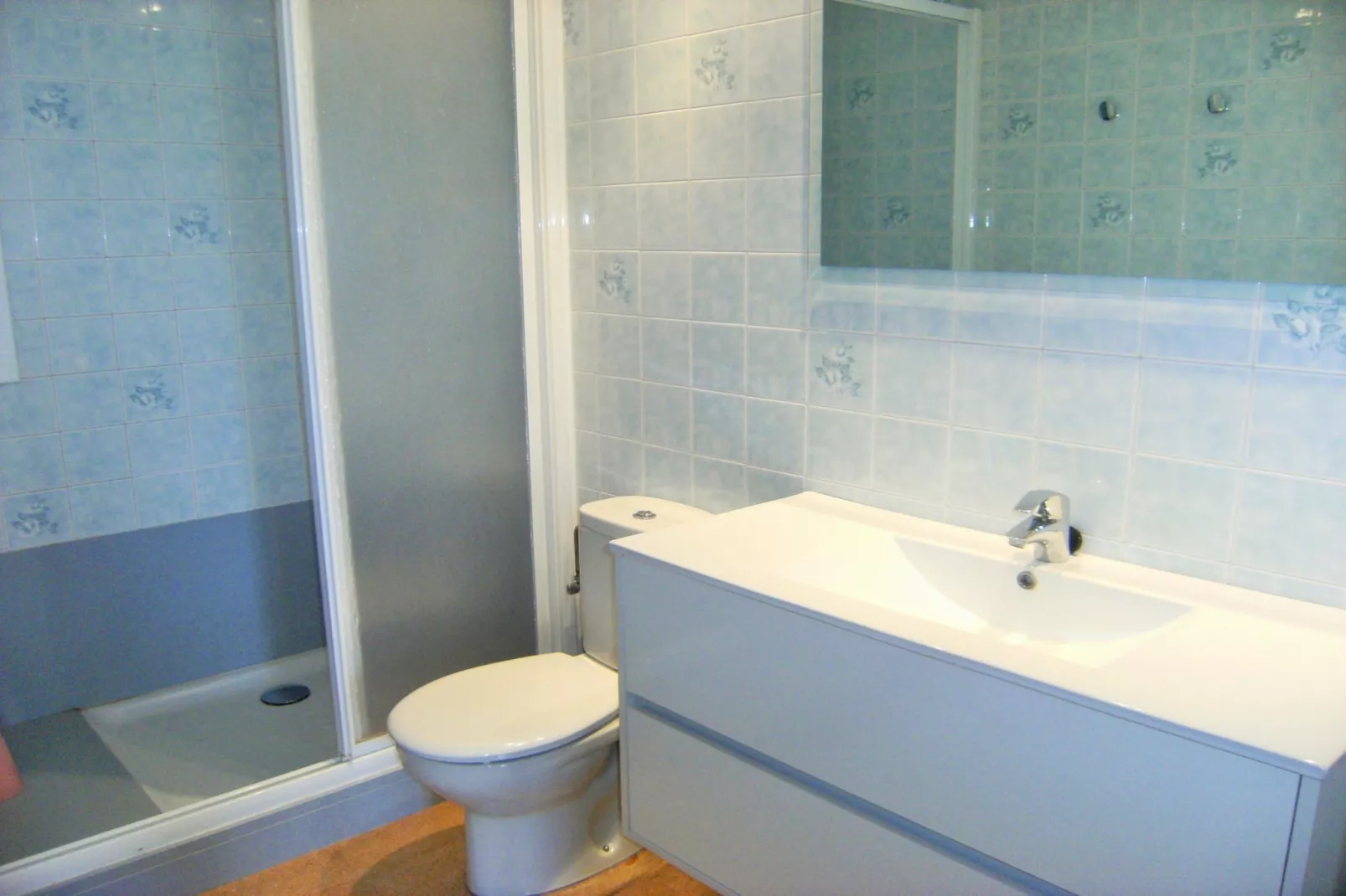 MARINA 1-C-Bathroom