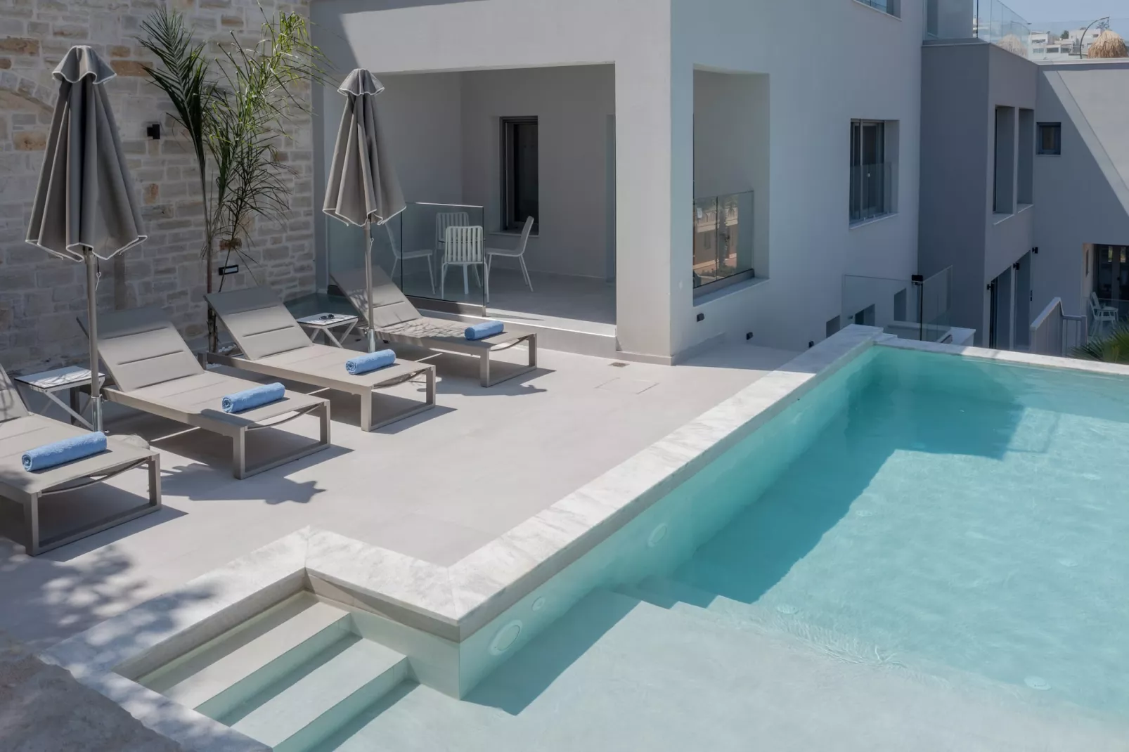 ArtCotel Luxury Villa-Pool