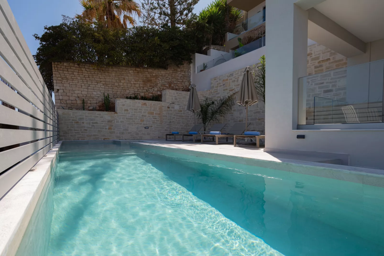 ArtCotel Luxury Villa-Pool