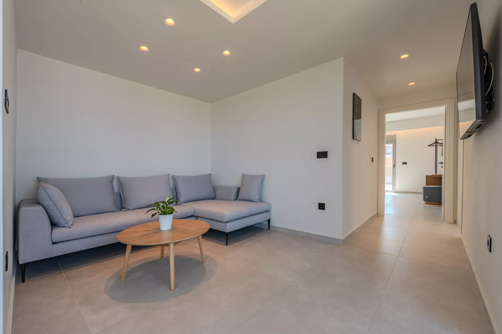 ArtCotel Luxury Villa-Living room