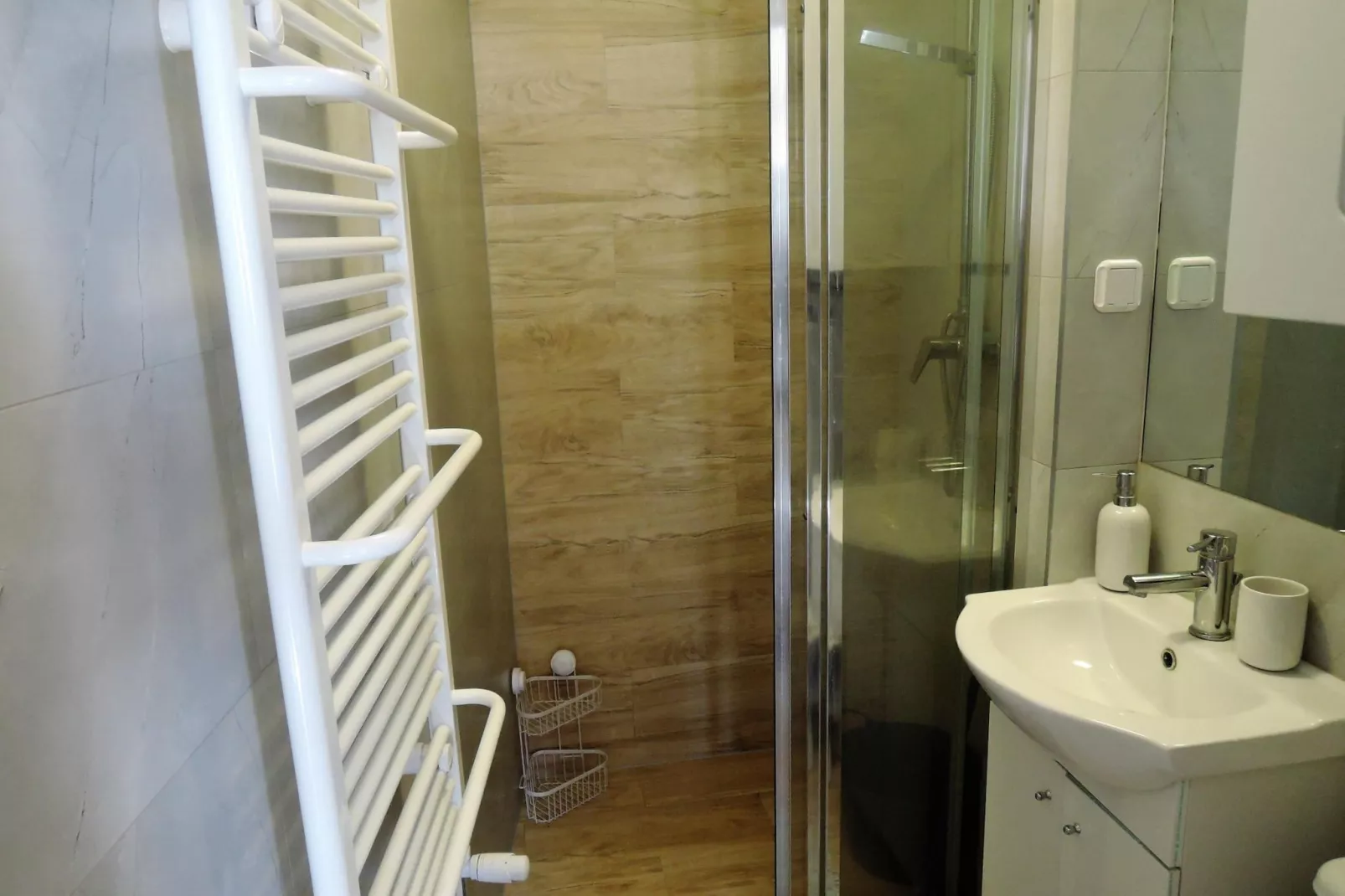 Mieszkanie wakacyjne dla 5 osób w Dziwnowie-Salle de bain
