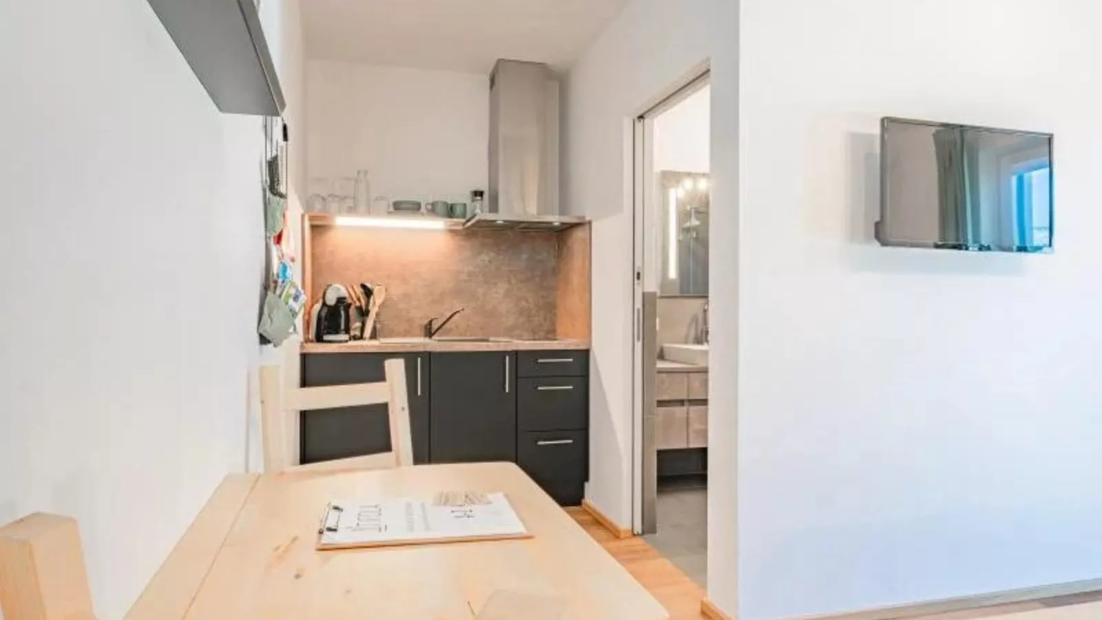 Bei Resi und Lisi-Kitchen