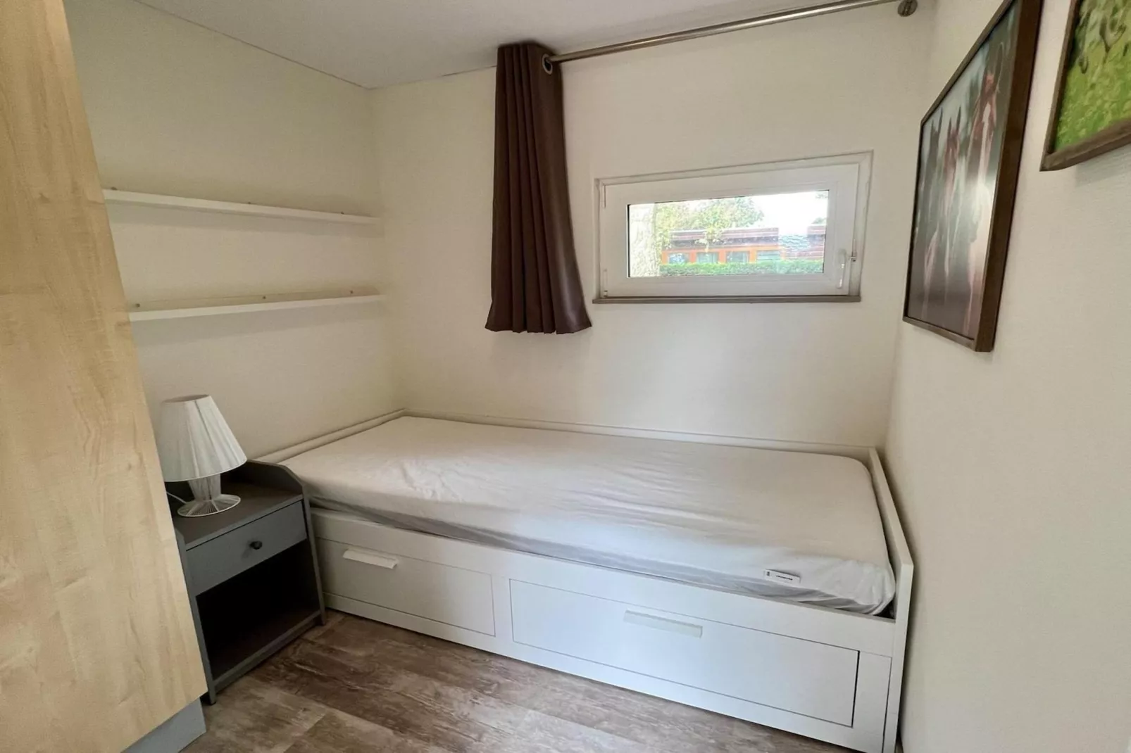 Campanula 208-Bedroom
