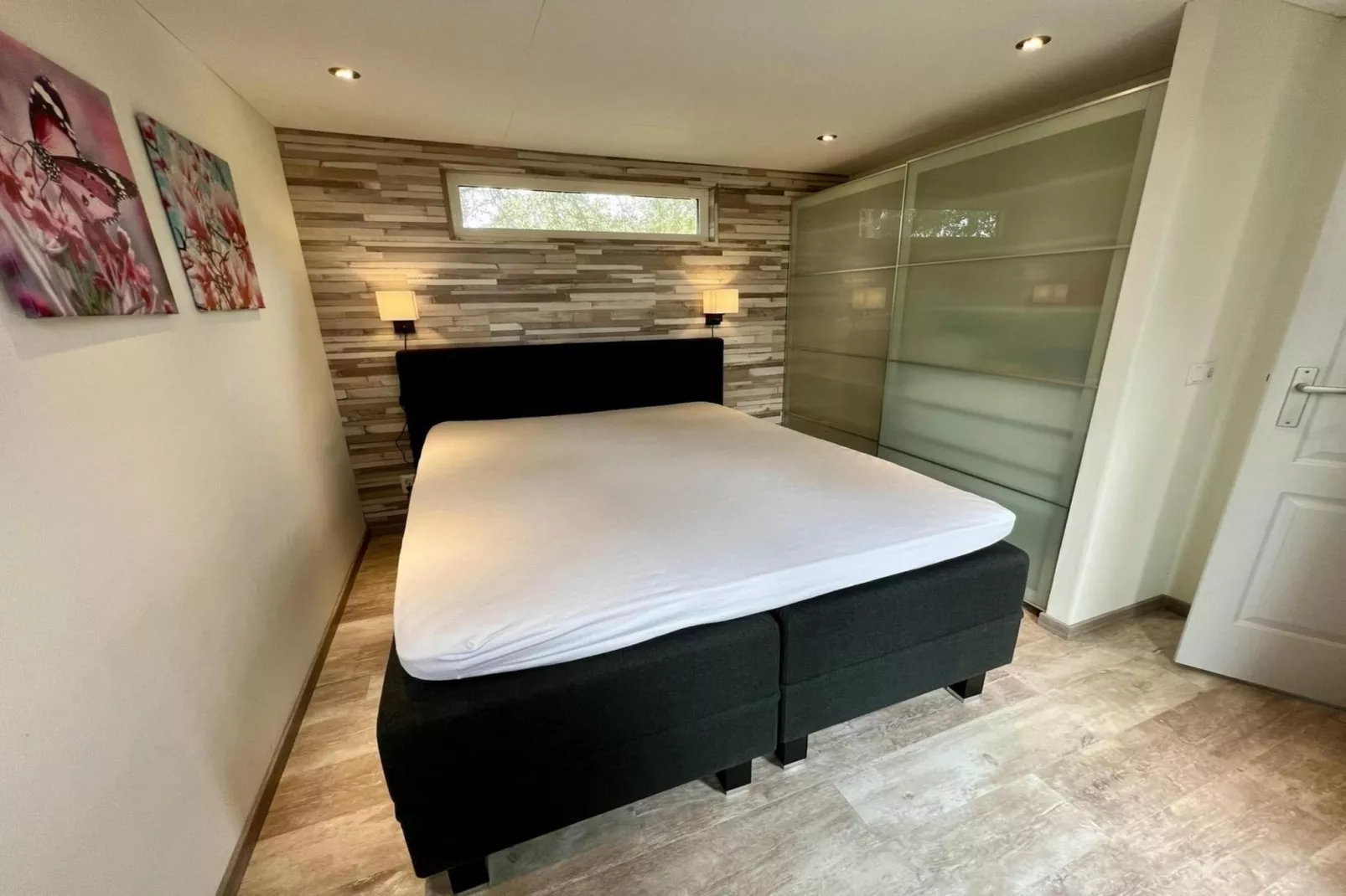 Campanula 208-Bedroom