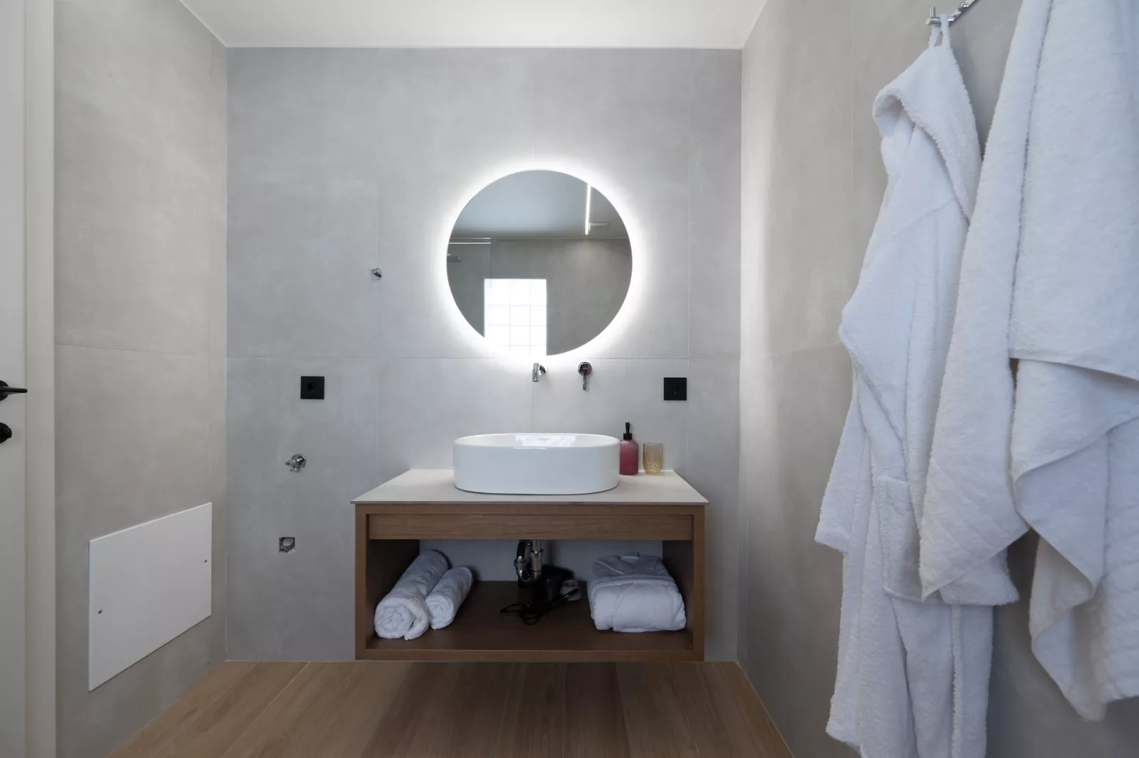 ArtCotel Luxury Villa-Bathroom