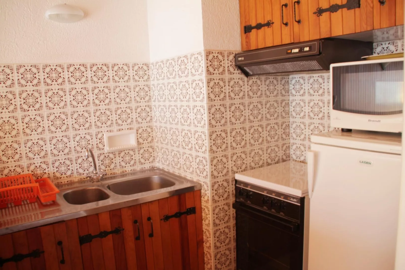 Chatellan CTA9 CENTER & TELECABINE 5 Pers.-Kitchen