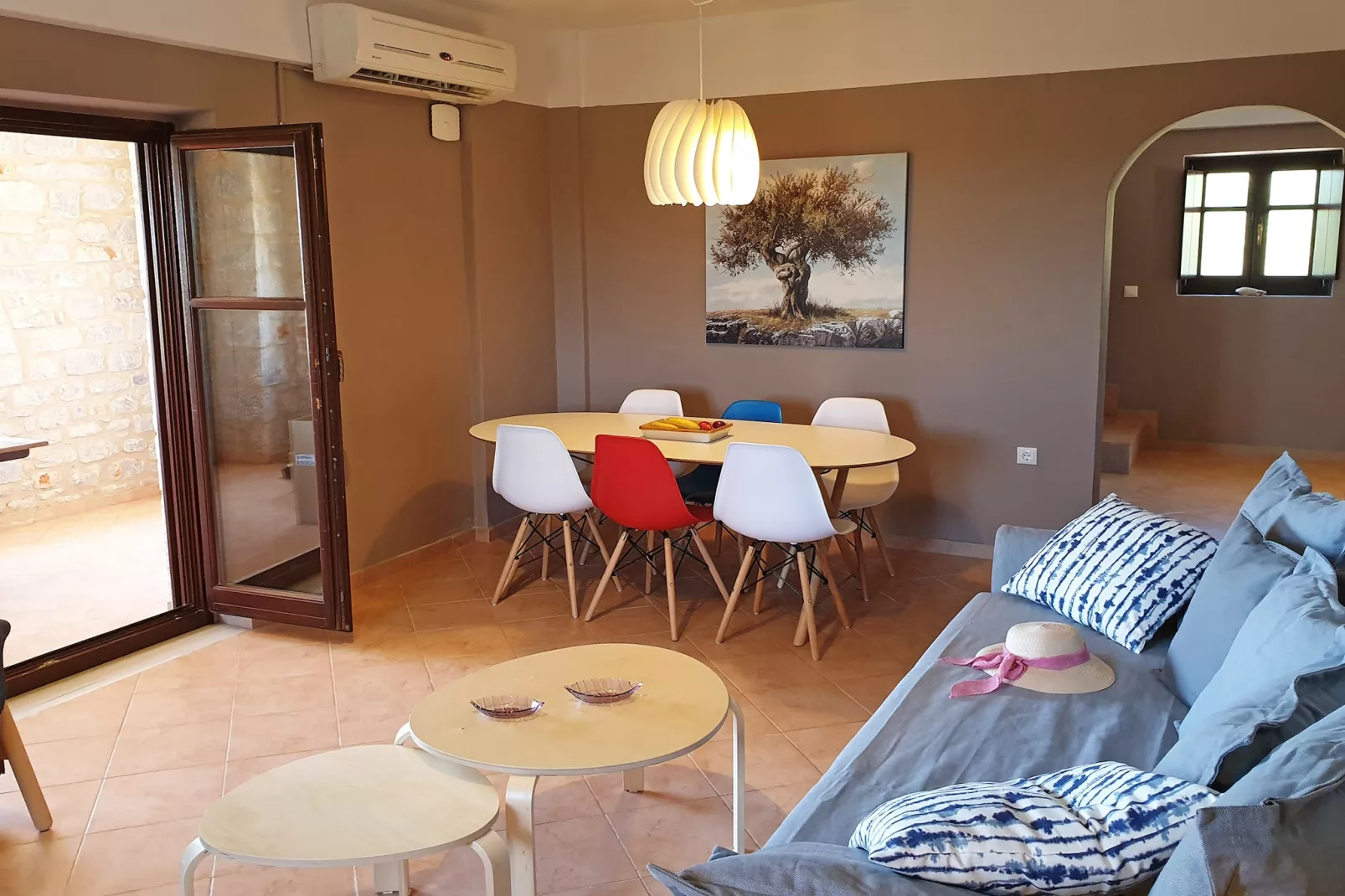 Anaroussa Diros Maisonette-Living room