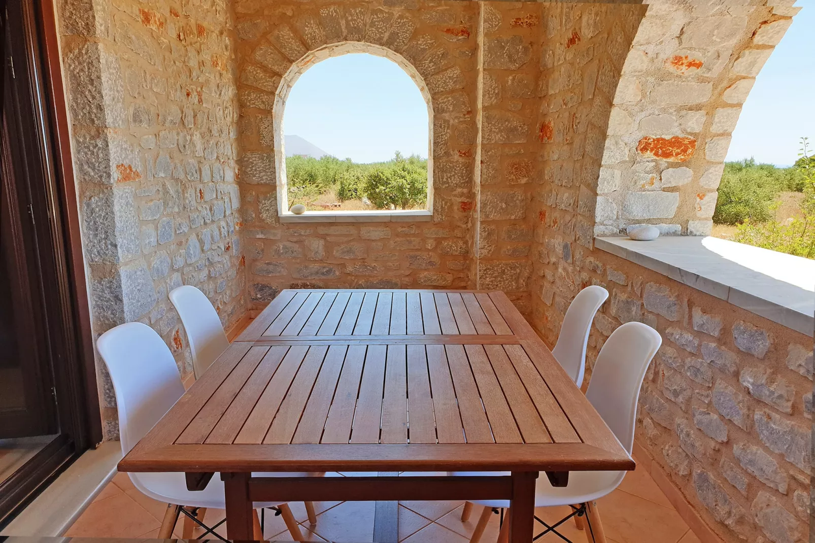 Anaroussa Diros Maisonette-Terrace