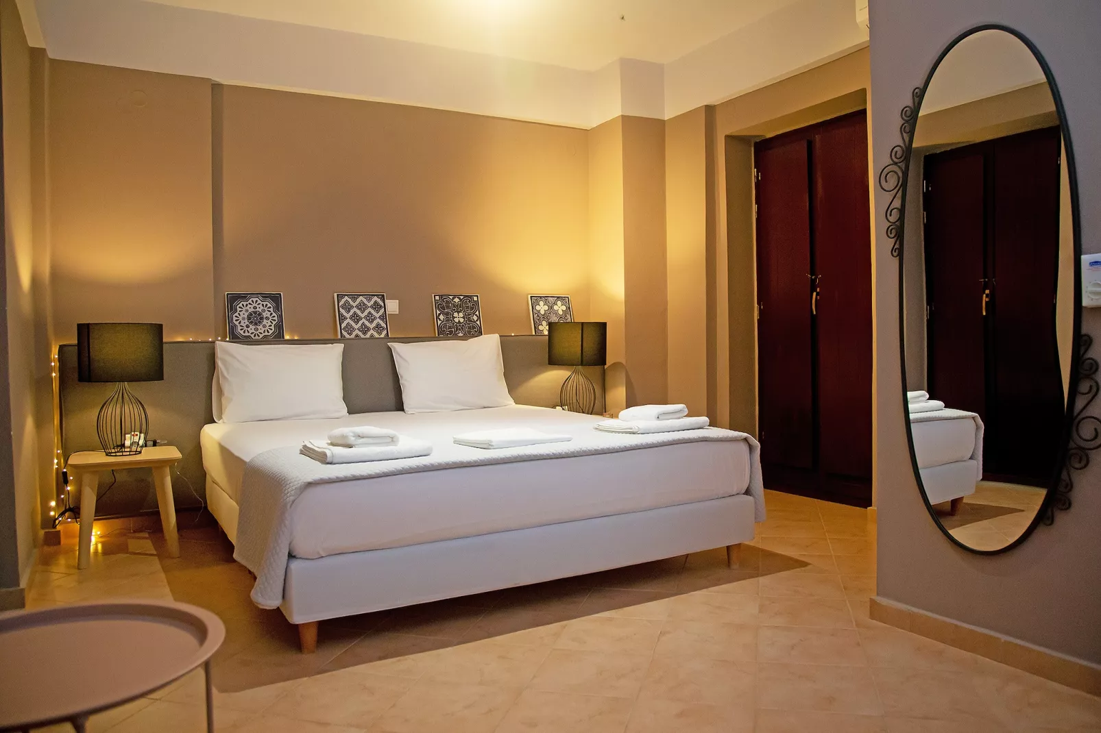 Anaroussa Diros Maisonette-Bedroom
