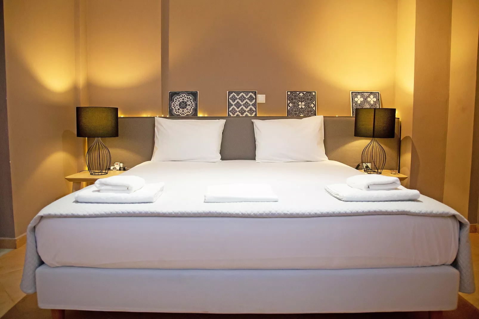 Anaroussa Diros Maisonette-Bedroom