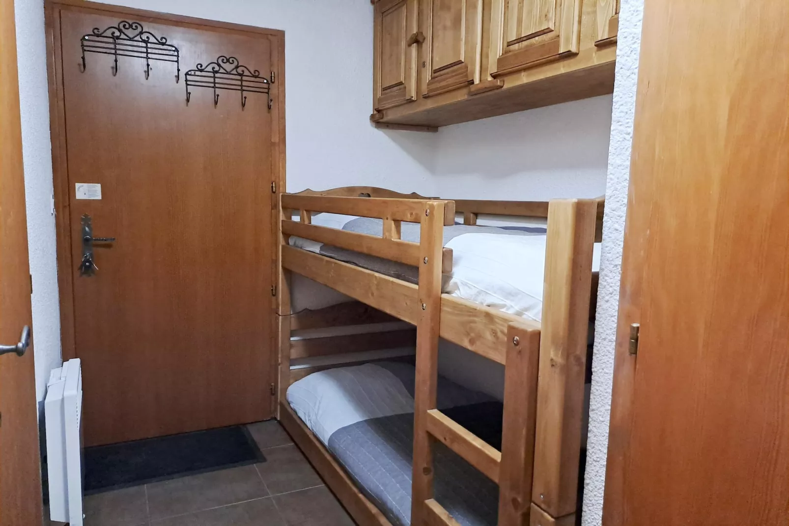 Barbessine BBB18 SUN & CHAIR LIFT 4 pers.-Chambre
