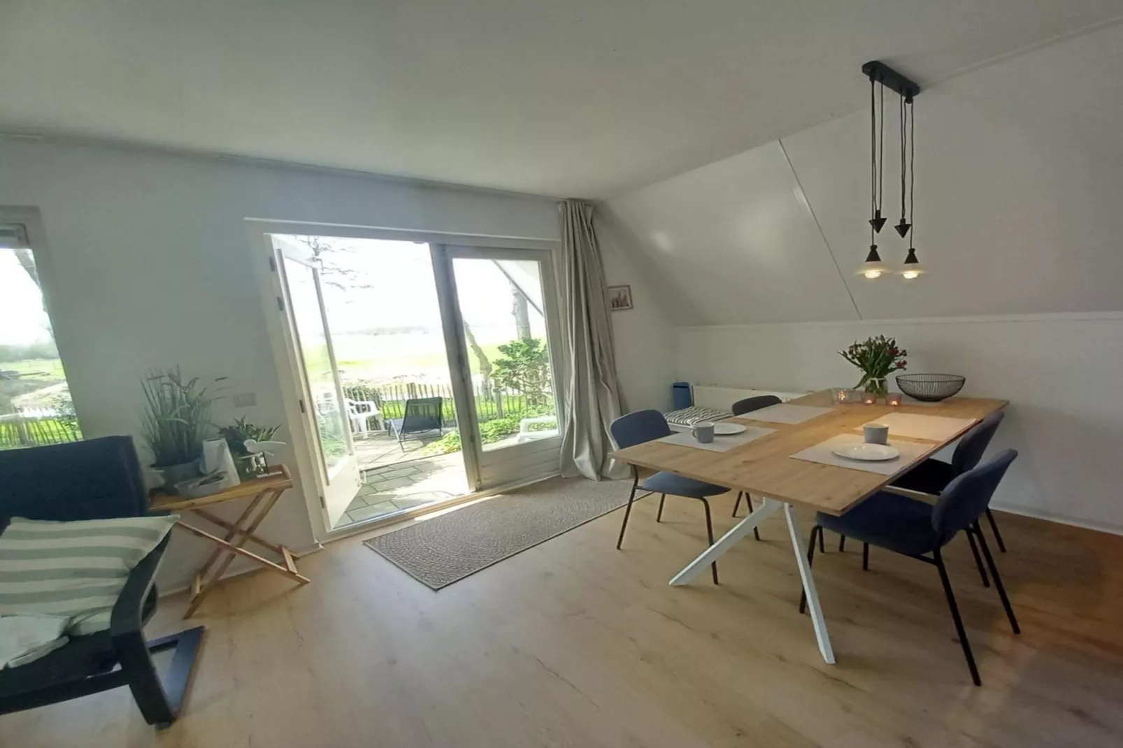 Vogelvrij 4-Dining room