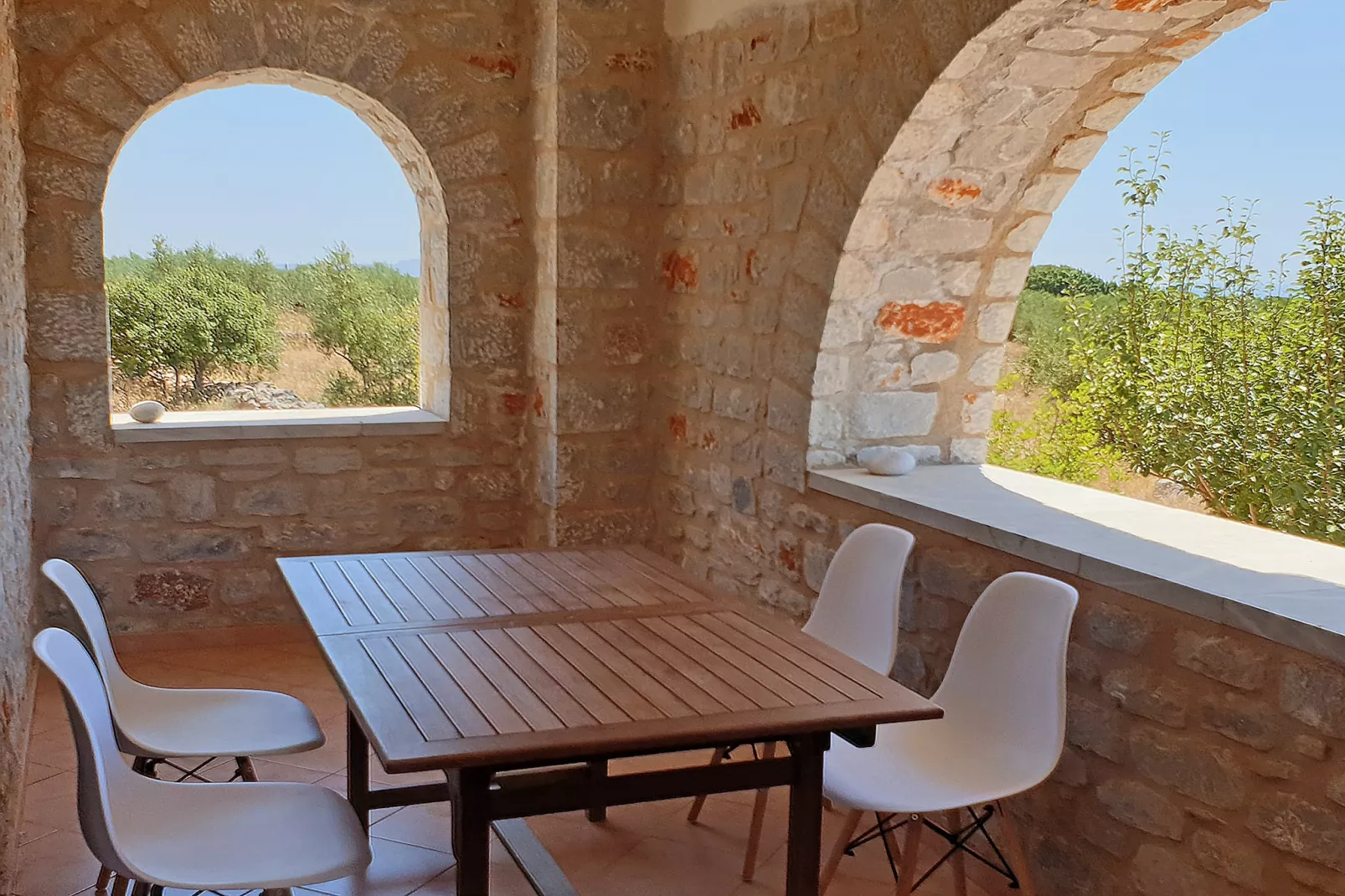 Anaroussa Diros Maisonette-Terrace