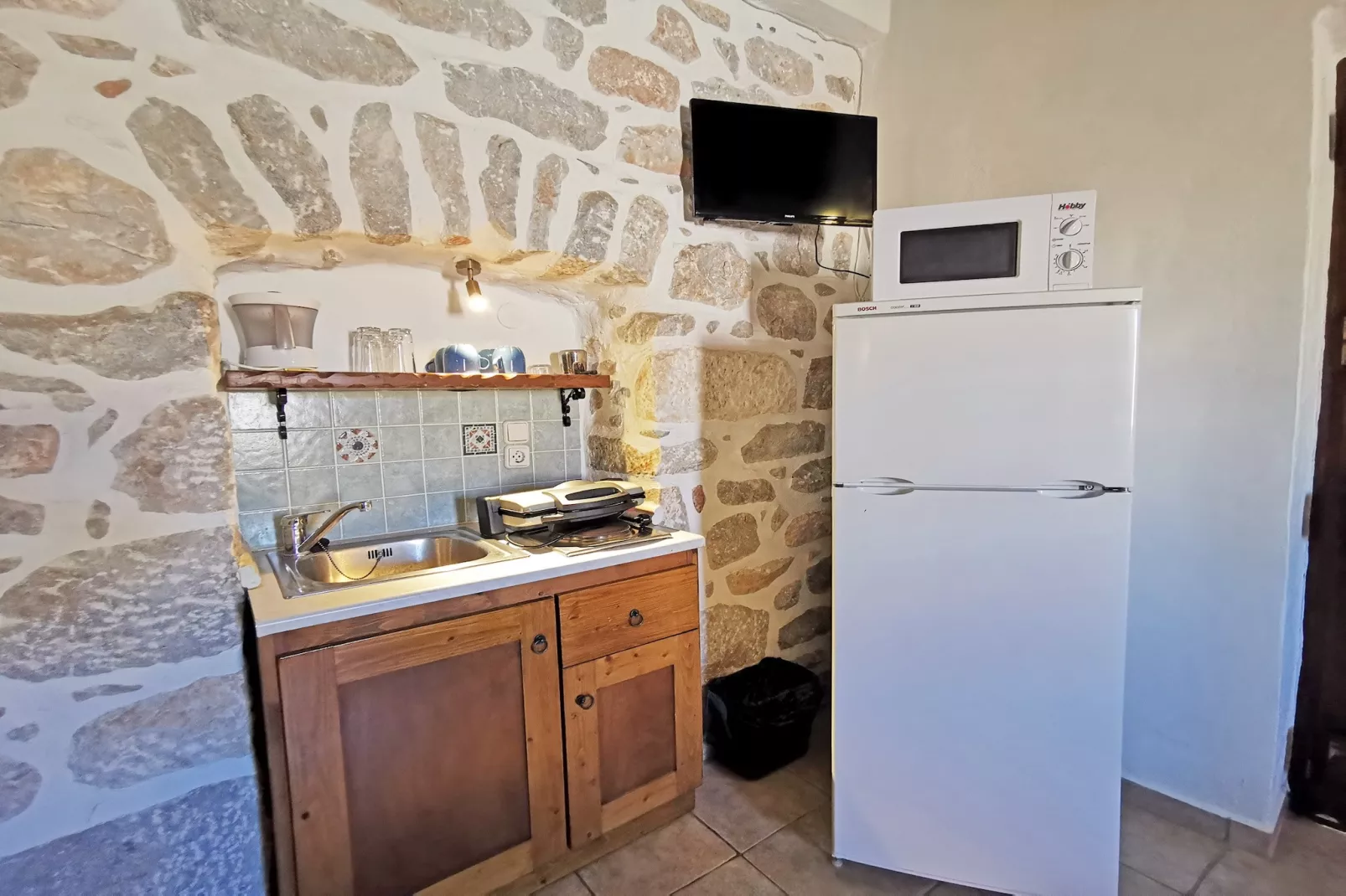Toxotis 5 - 1 bedroom mezzanine-Kitchen