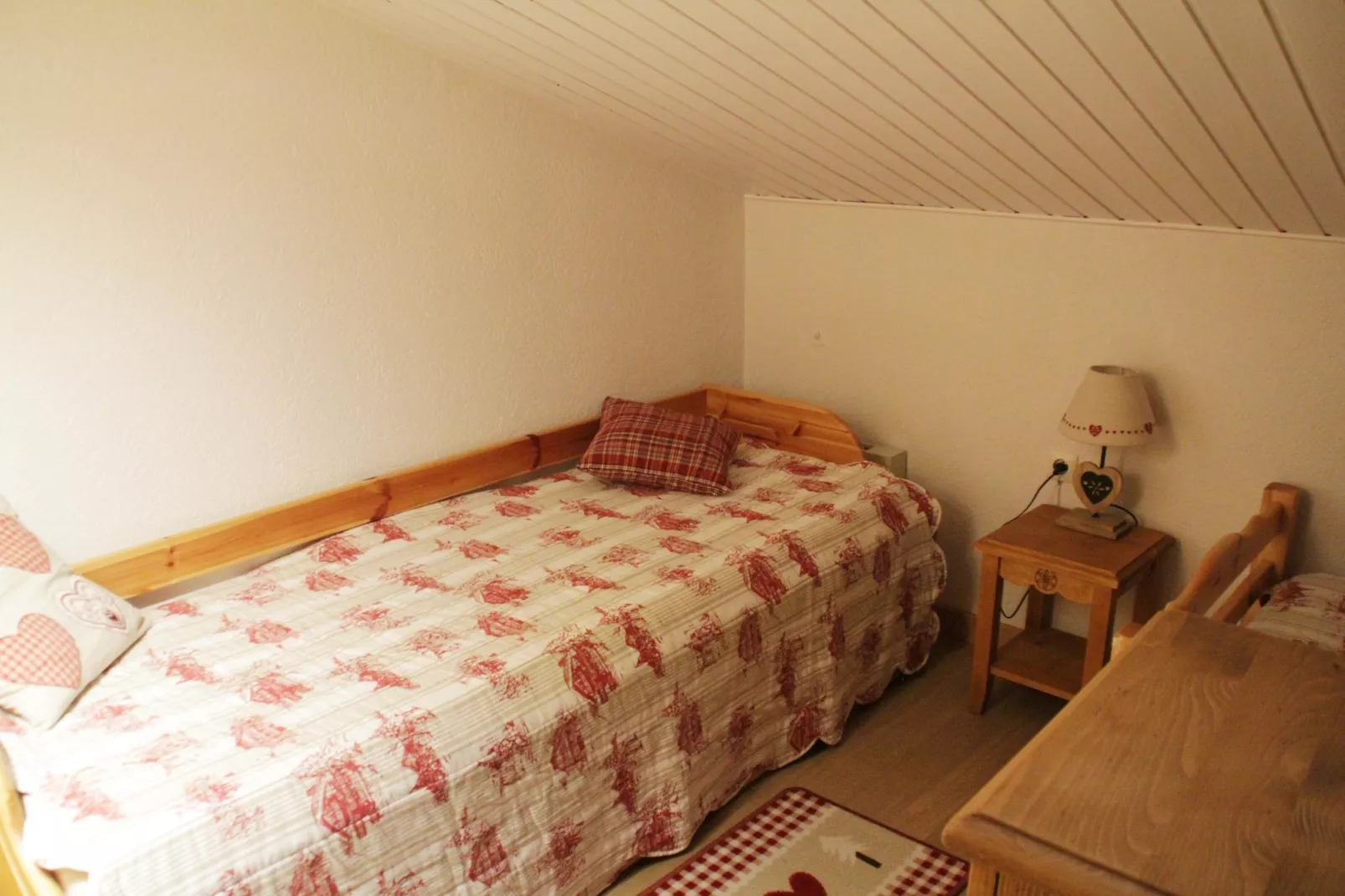 Chalet Madeline MD25 SUN & VIEW 6 pers.-Bedroom