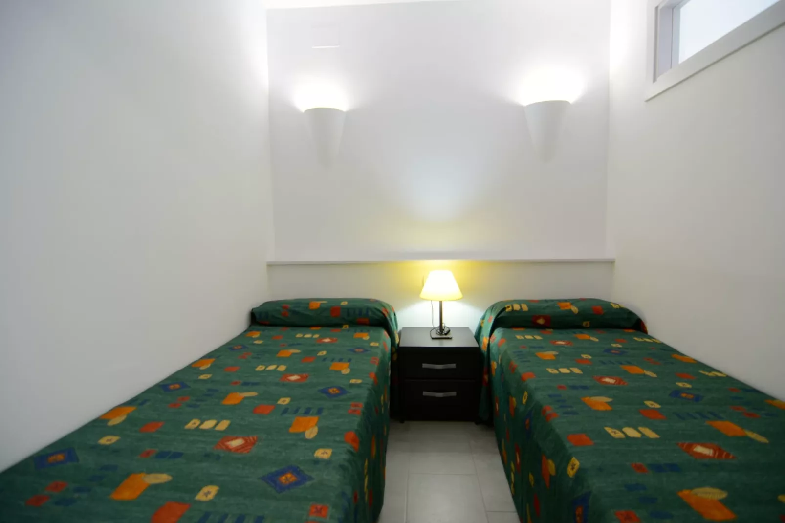 JADEMAR 066-B-Schlafzimmer