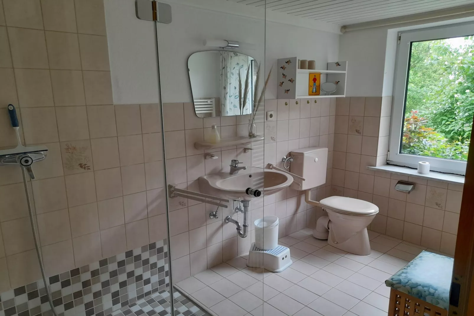 Opas Hus auf Pellworm 2 Erw2Kin-Bathroom