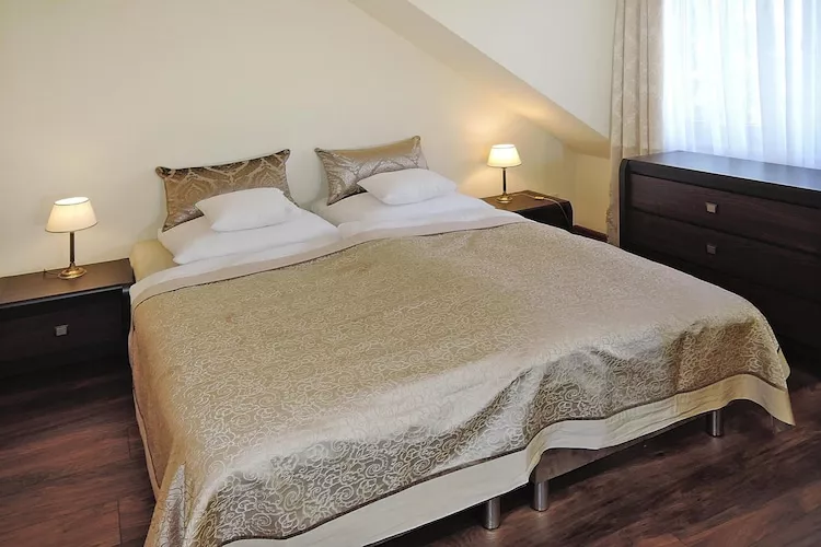 Luksusowy dom wakacyjny dla 10 osób w Trzęsaczu-Chambre