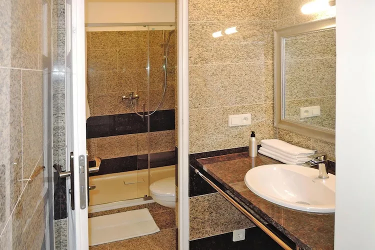 Luksusowy dom wakacyjny dla 10 osób w Trzęsaczu-Salle de bain