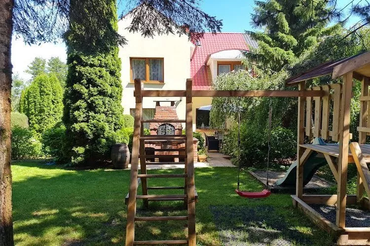 Luksusowy dom wakacyjny dla 10 osób w Trzęsaczu-Jardin d'été