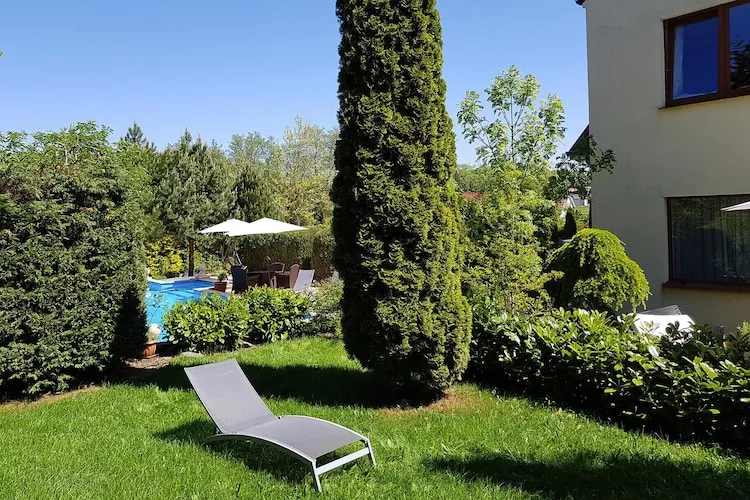 Luksusowy dom wakacyjny dla 10 osób w Trzęsaczu-Jardin d'été