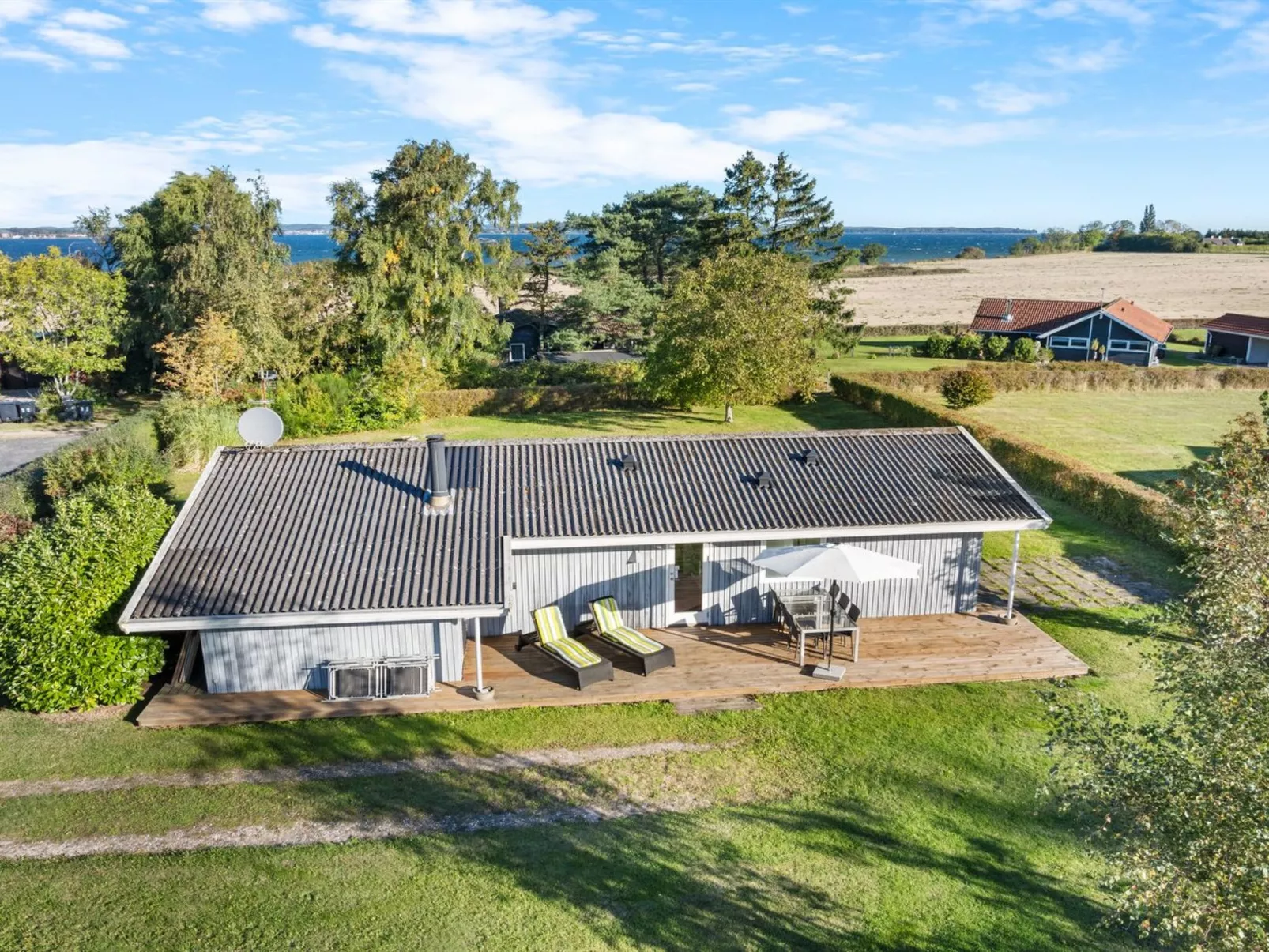 "Kajsa" - 250m from the sea-Outside