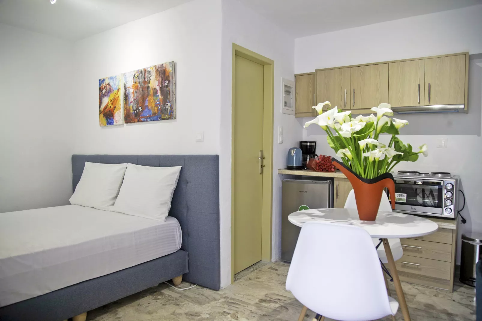 Areopolis Art Studio-Bedroom
