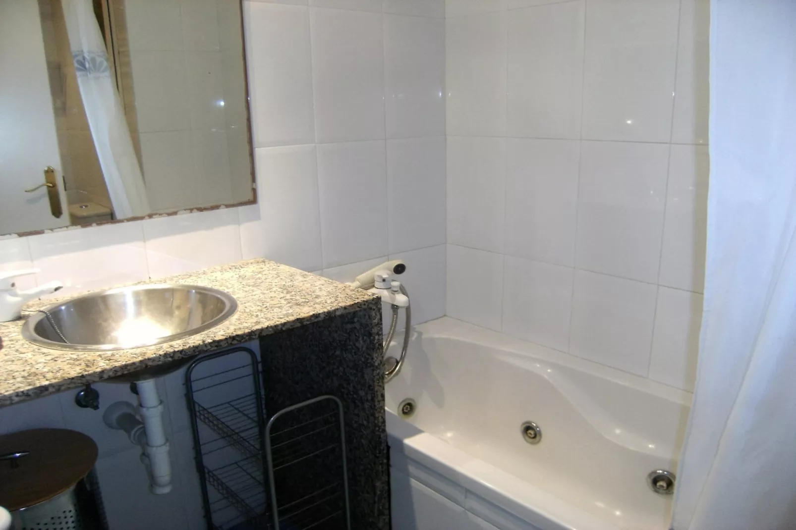 ROCAMAURA I B 5-2-Bathroom