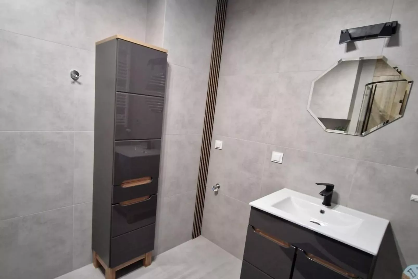 Apartament 32 Gąski-Bathroom