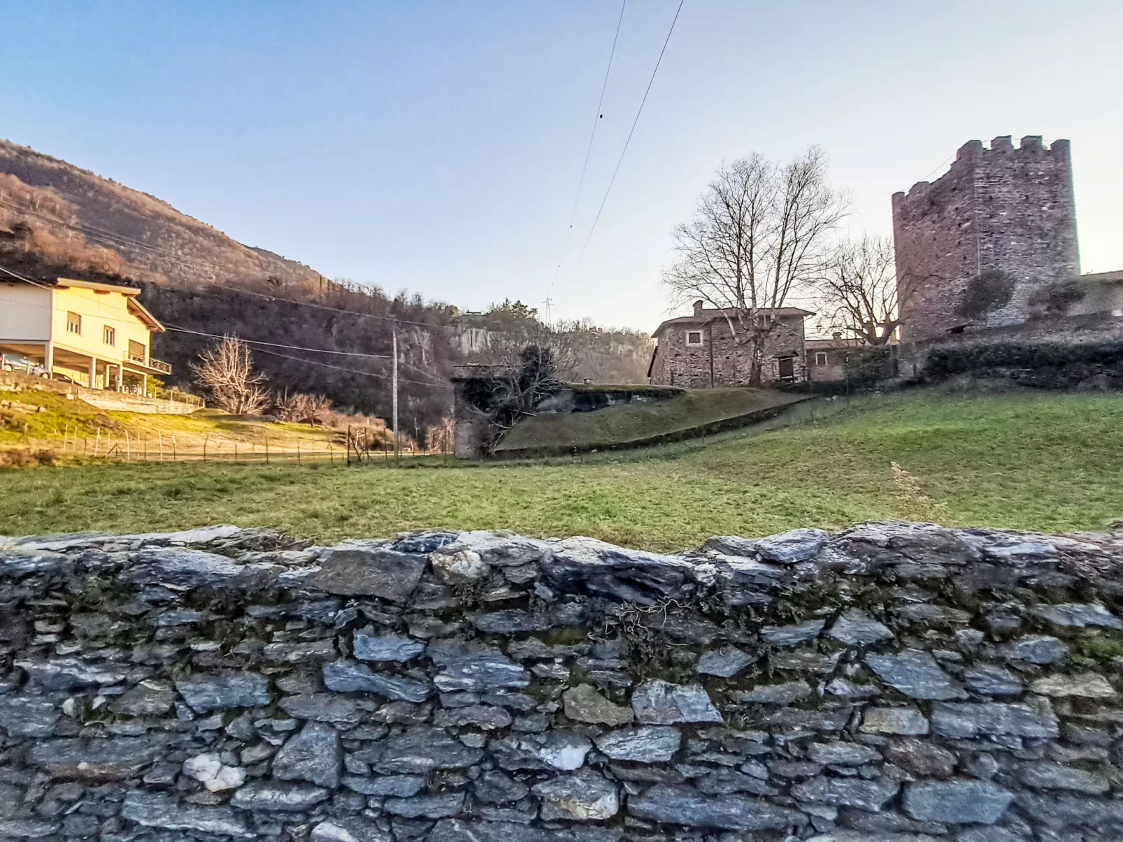 Castello-Draußen