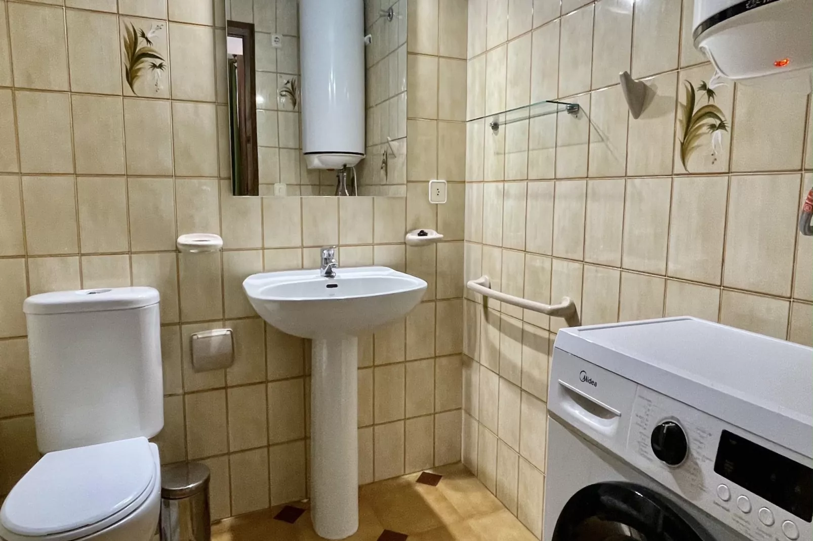 JADEMAR 064-B-Badezimmer