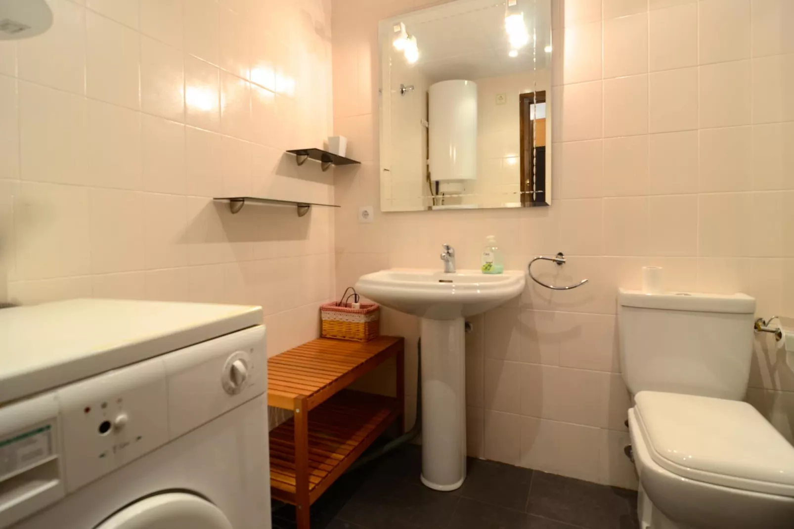 JADEMAR 059-B-Badezimmer