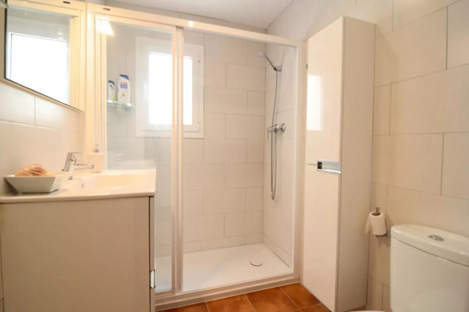 Appartements à L'Estartit-Bathroom