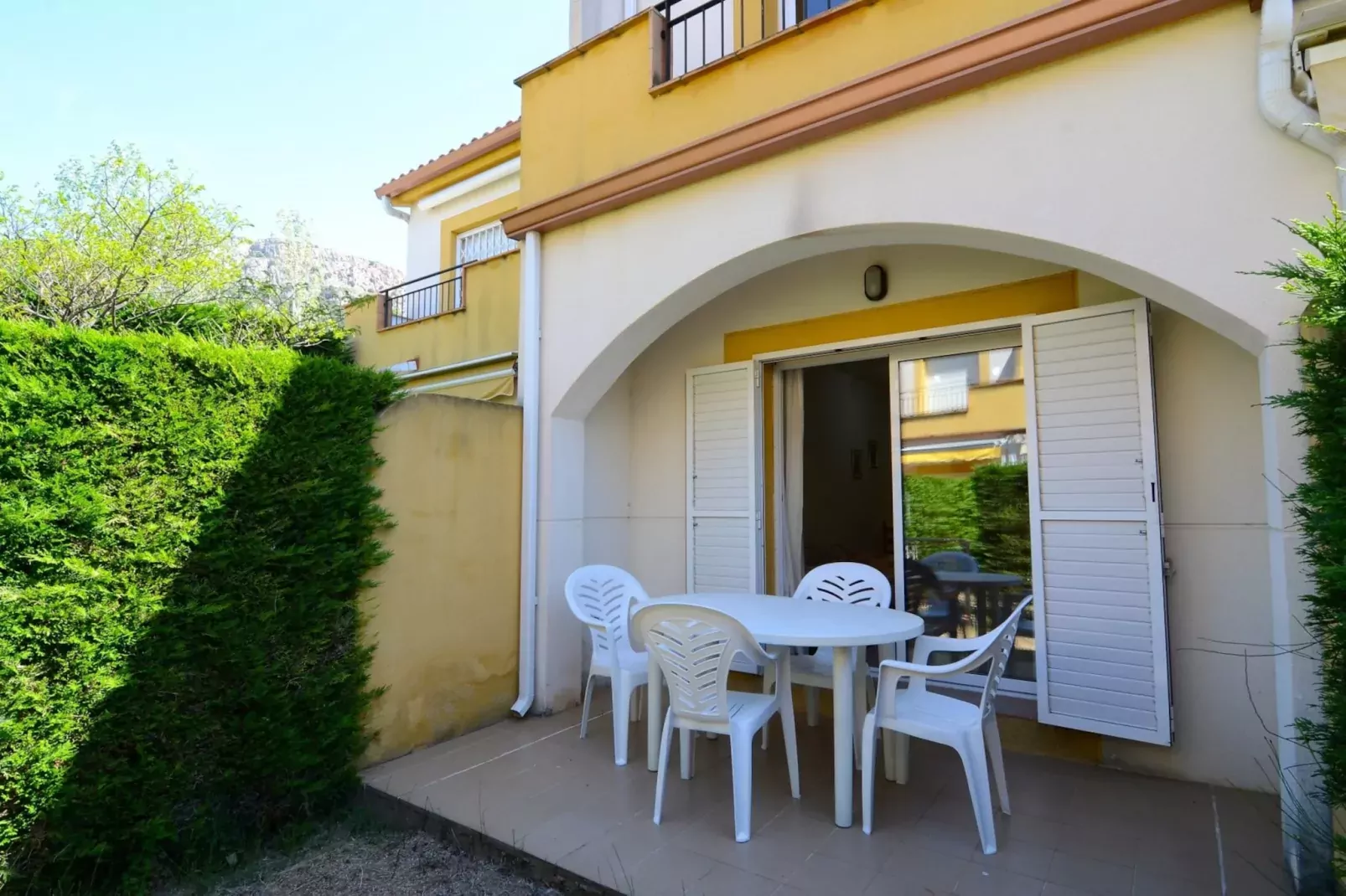 TARRACO 25 (GIRONES)-Terrace