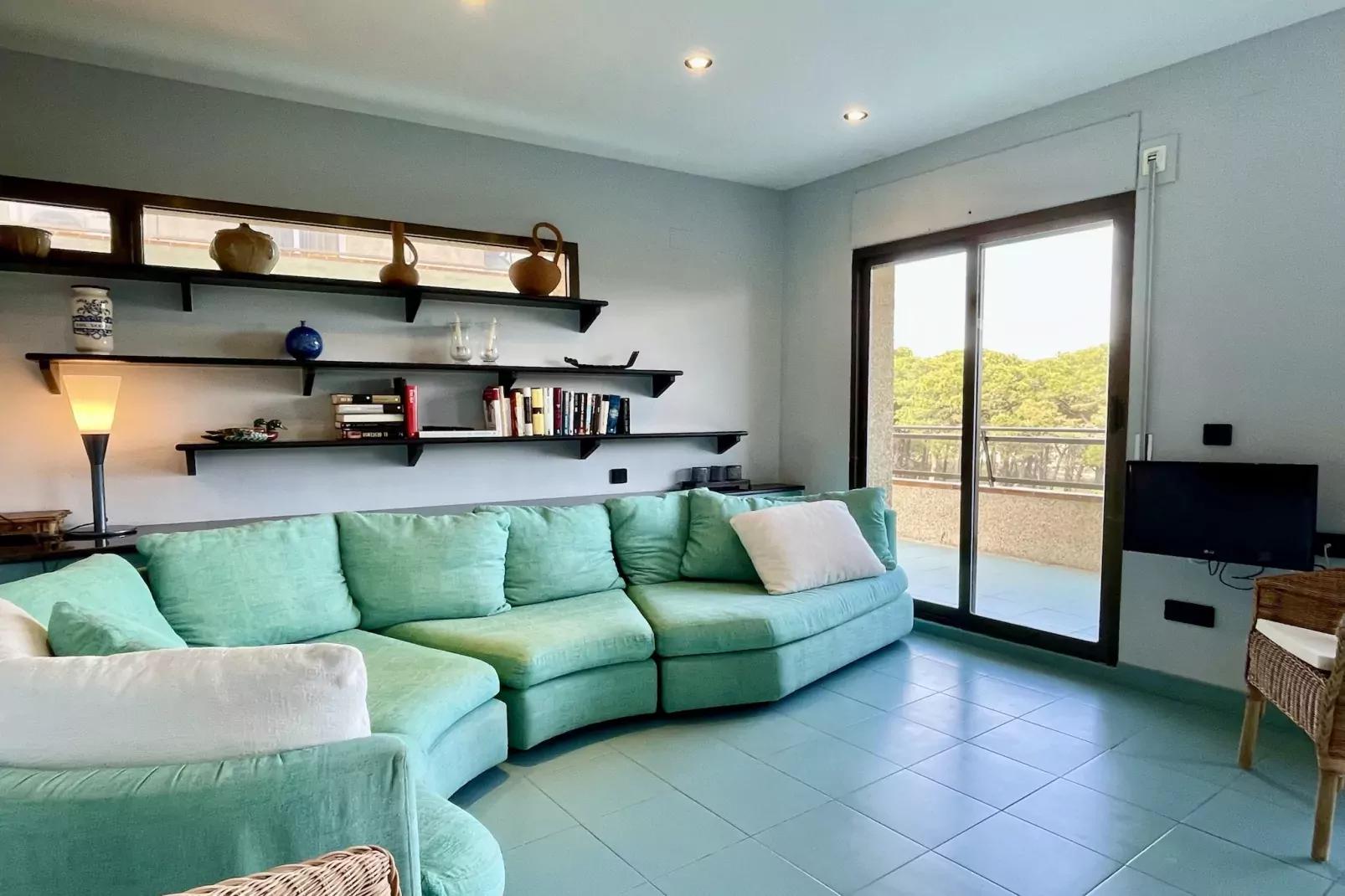 LA PINEDA I 1 3-6-Living room