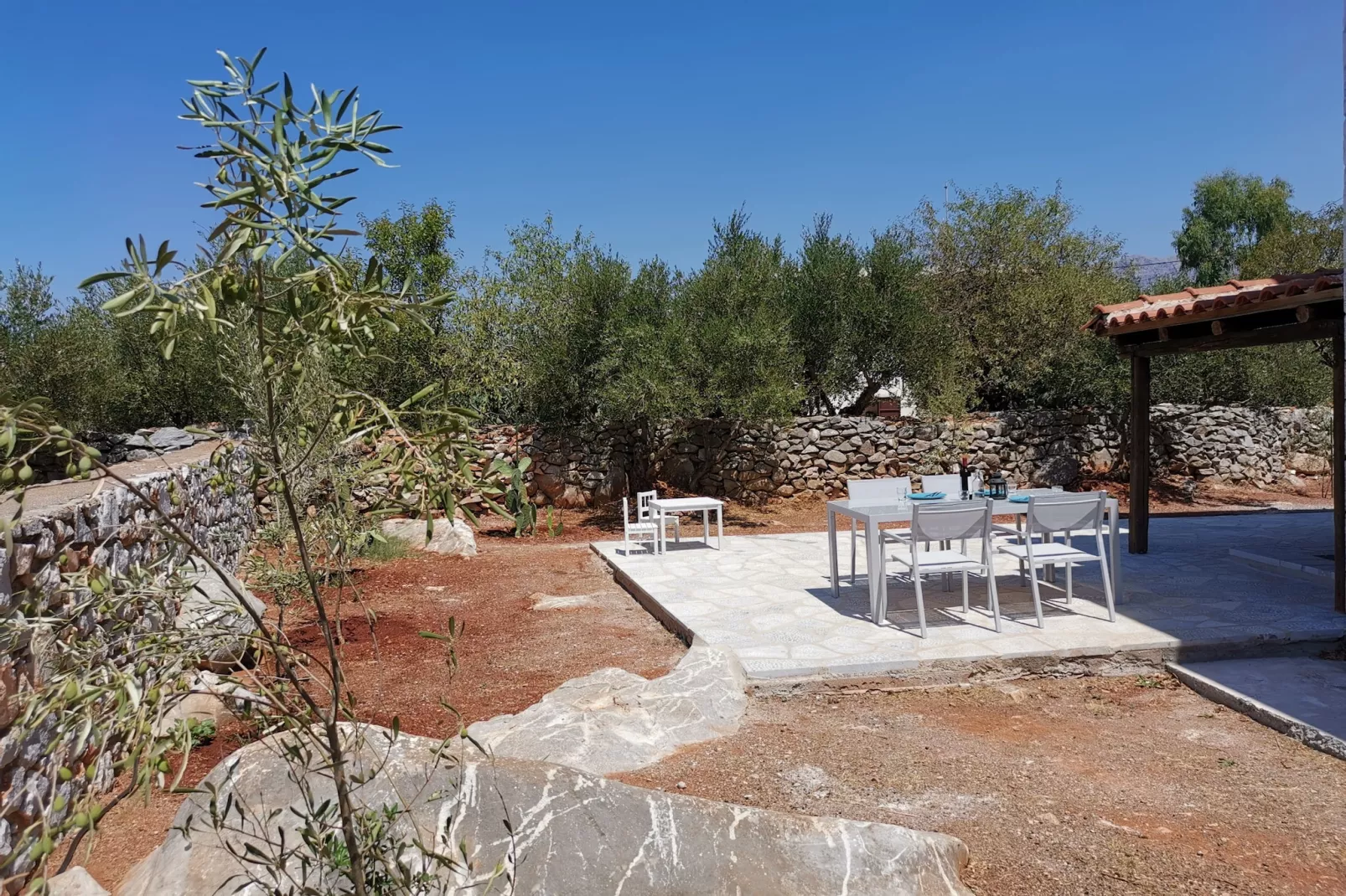 Anaroussa Diros Villa-Outdoor