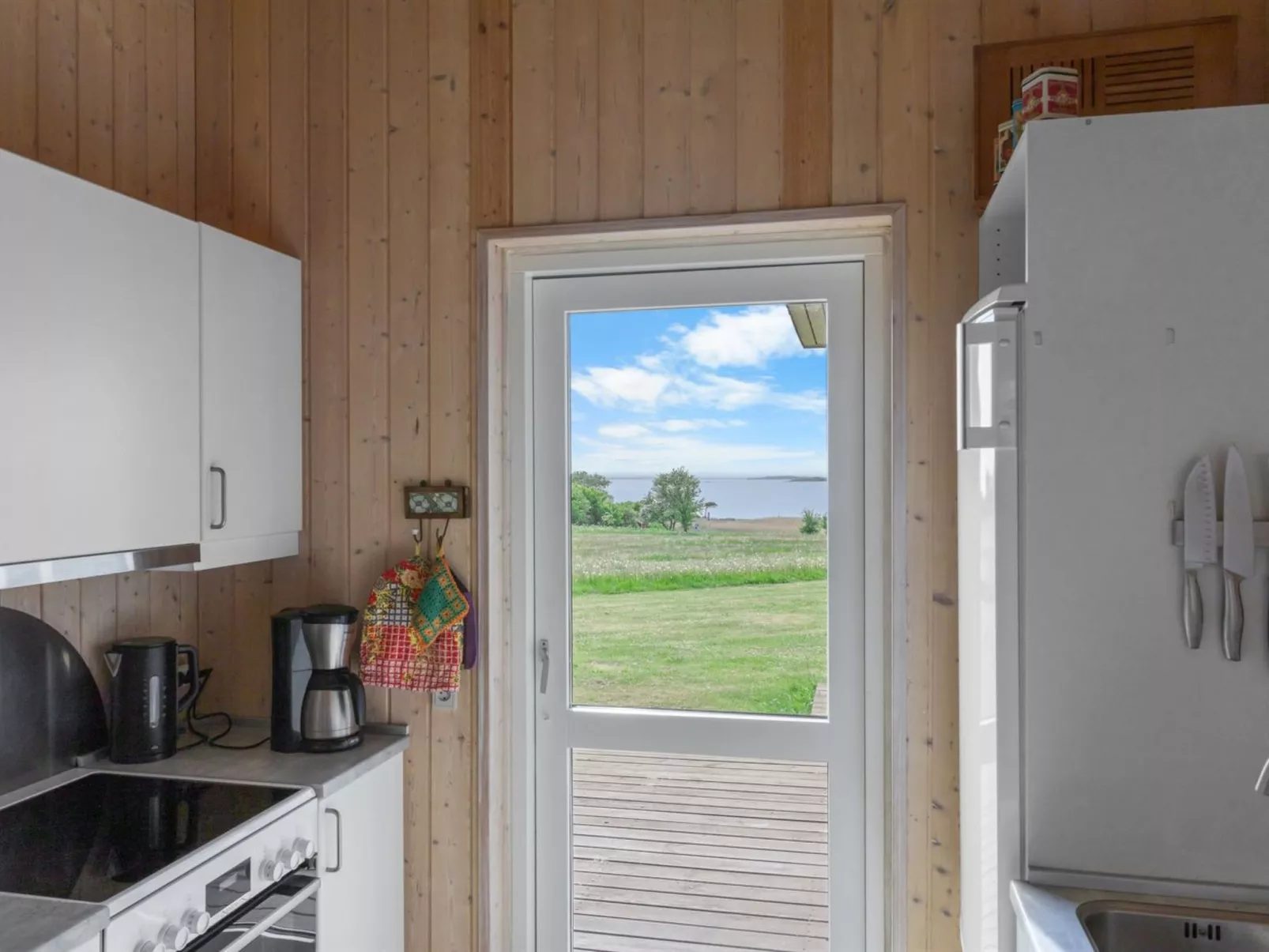 "Krum" - 300m from the sea-Draußen