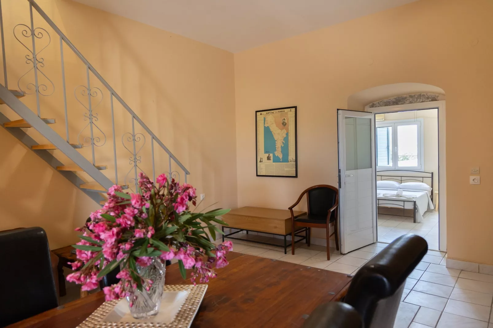 Mani Tsopakas Residences - Artsi Maisonette-Landing