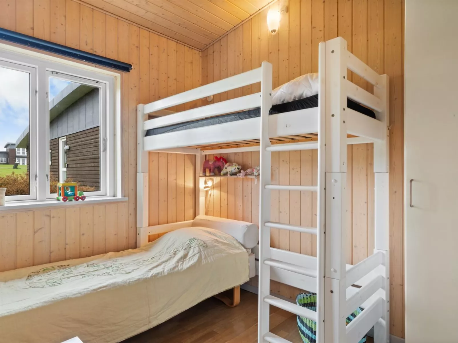 "Krum" - 300m from the sea-Drinnen