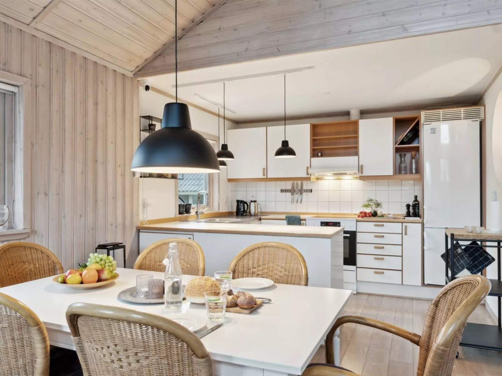 "Lavrens" - 300m from the sea-Drinnen