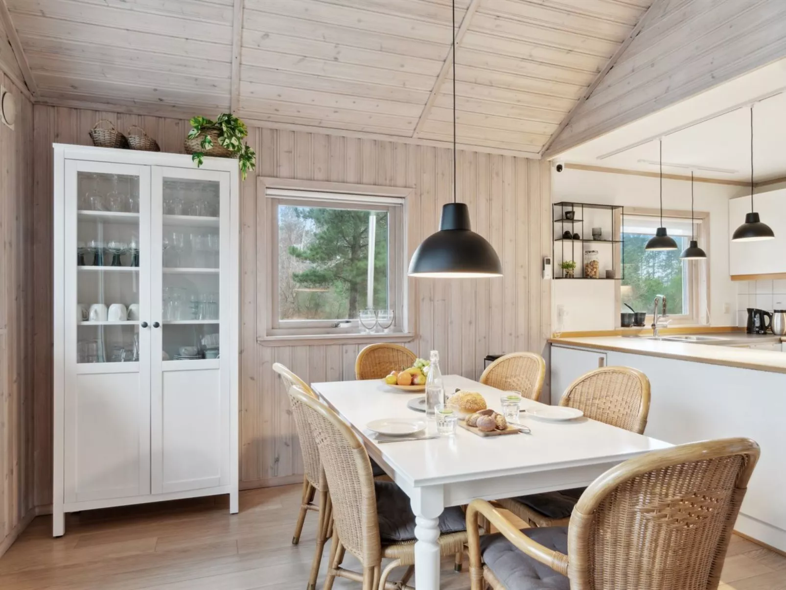 "Lavrens" - 300m from the sea-Drinnen