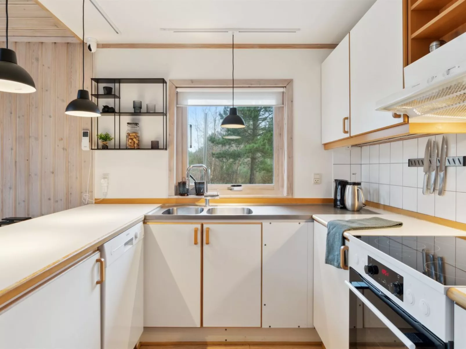 "Lavrens" - 300m from the sea-Drinnen